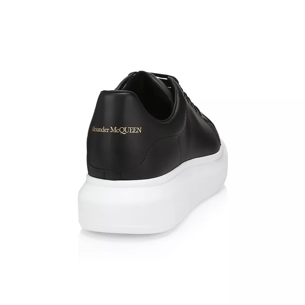 Alexander McQueen Oversized Leather Sneaker Size: 39 - Picture 3 of 5